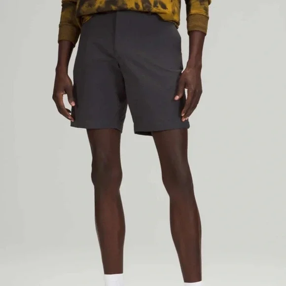 Lululemon Men's Commission Classic Fit Short 9" Vera Twill 32 in Black Granite - Picture 2 of 12